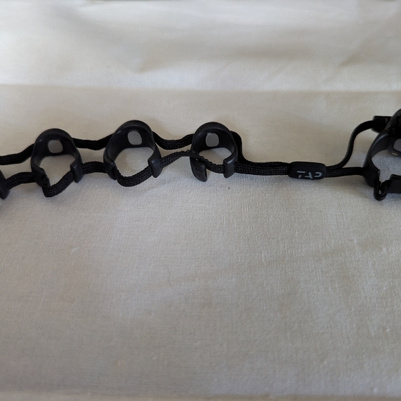 Tap Strap 2 keyboard with 1 broken ring working Size small - Picture 10 of 16